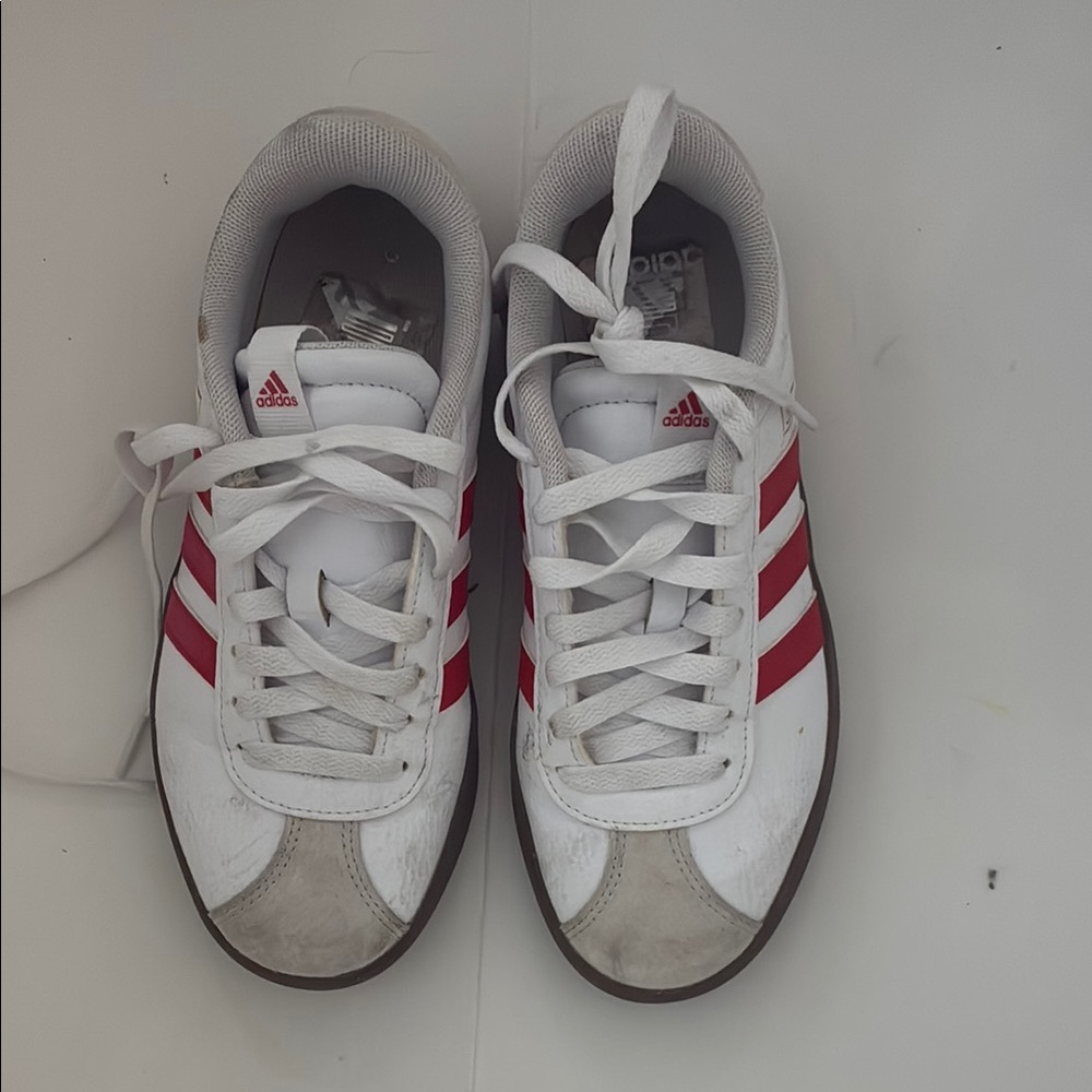 Adidas Classic White and Red Trainers